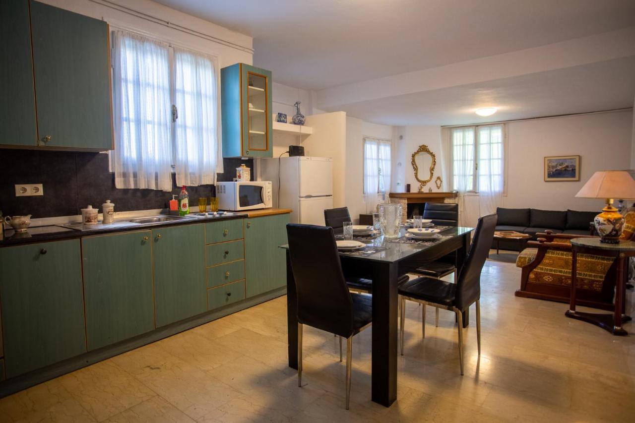 Traditional Villa Appartment With Garden, Also For Gatherings ,15 Minutes From Thessaloniki Airport Exteriér fotografie