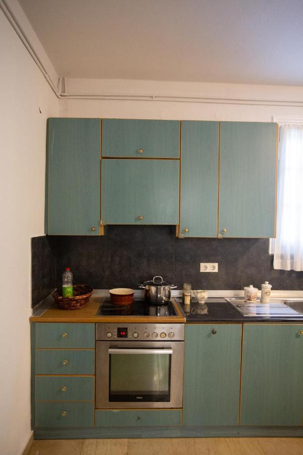 Traditional Villa Appartment With Garden, Also For Gatherings ,15 Minutes From Thessaloniki Airport Exteriér fotografie